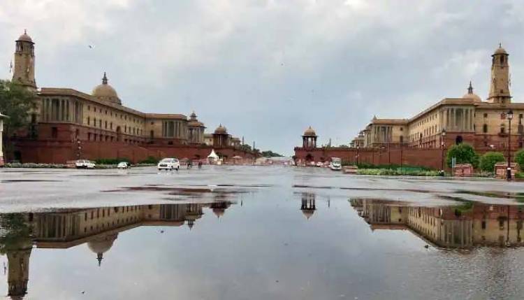 Monsoon in India: Rains lash Mumbai, yellow alert in Delhi - check IMD's forecast over next 4 days
